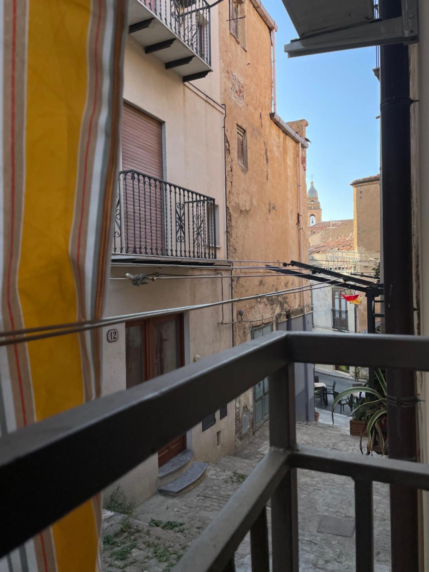 דירות קסטלבונו La Casa Nel Cortile מראה חיצוני תמונה