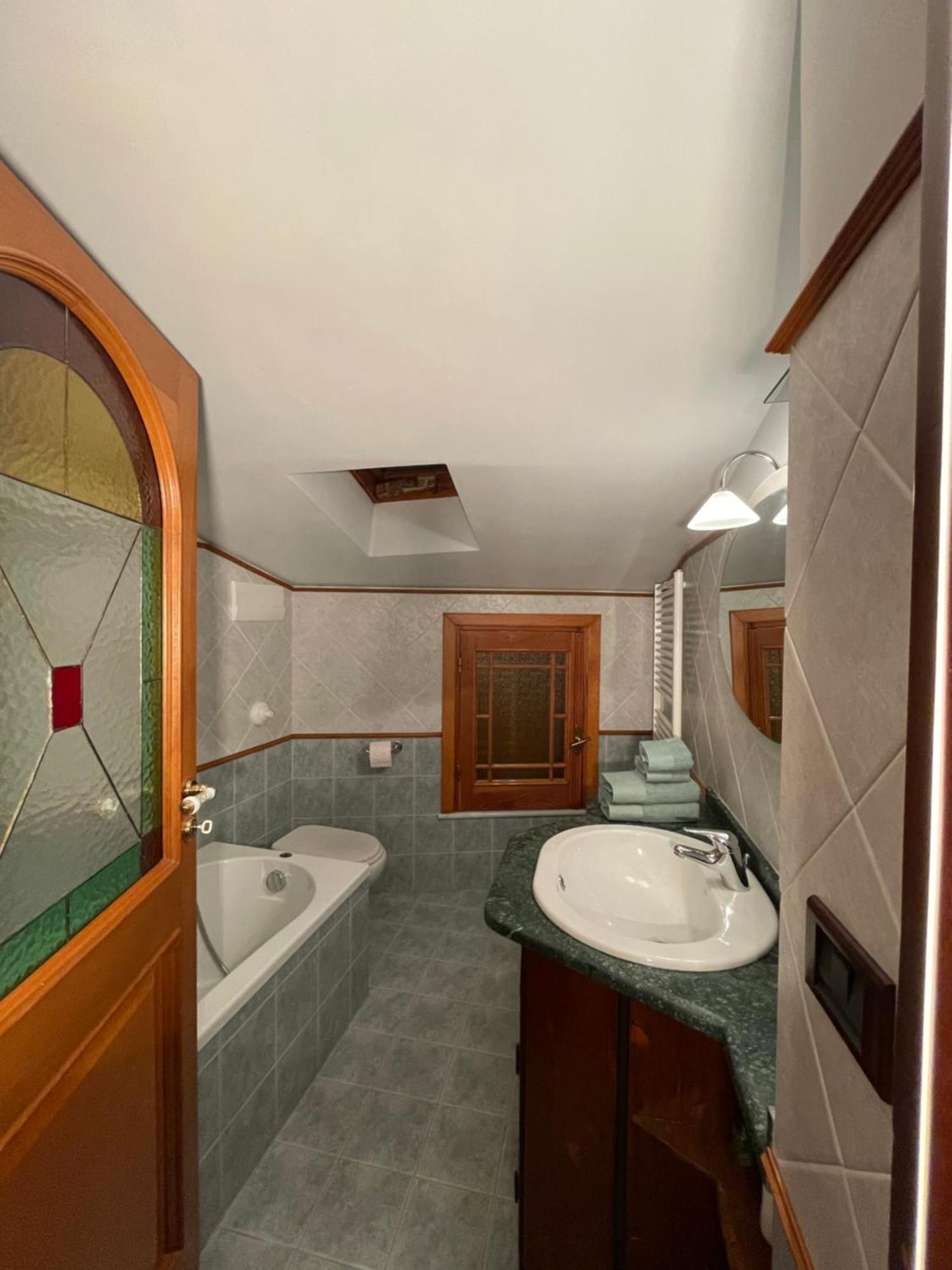דירות קסטלבונו La Casa Nel Cortile מראה חיצוני תמונה
